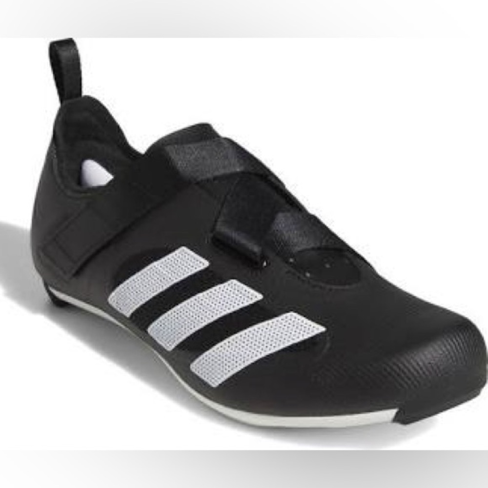 Adidas cycling shoes.size 8.5 men or 9.5 women.